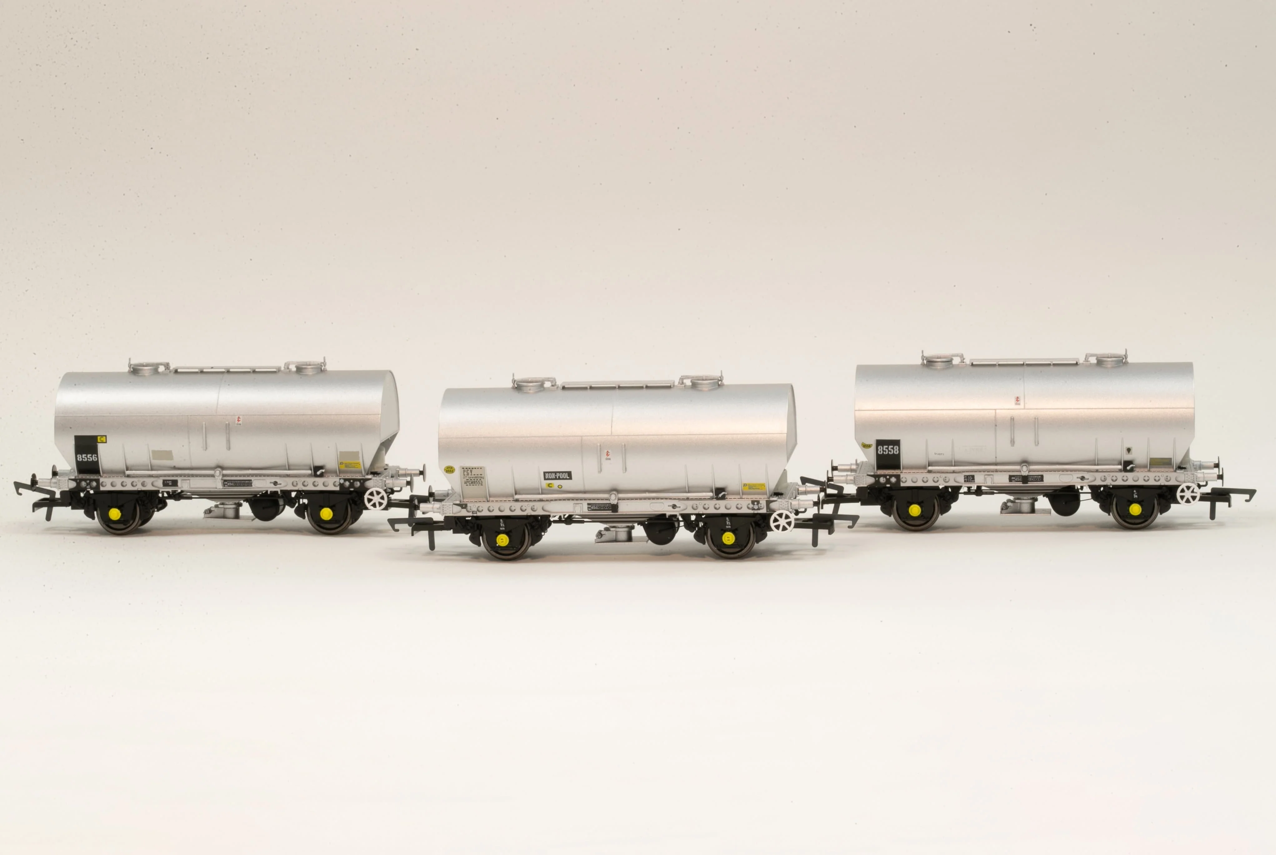 APCM Cemflo / PCV Powder Wagon - Triple Pack - APCM8553, APCM8556, APCM8558 - Image 2