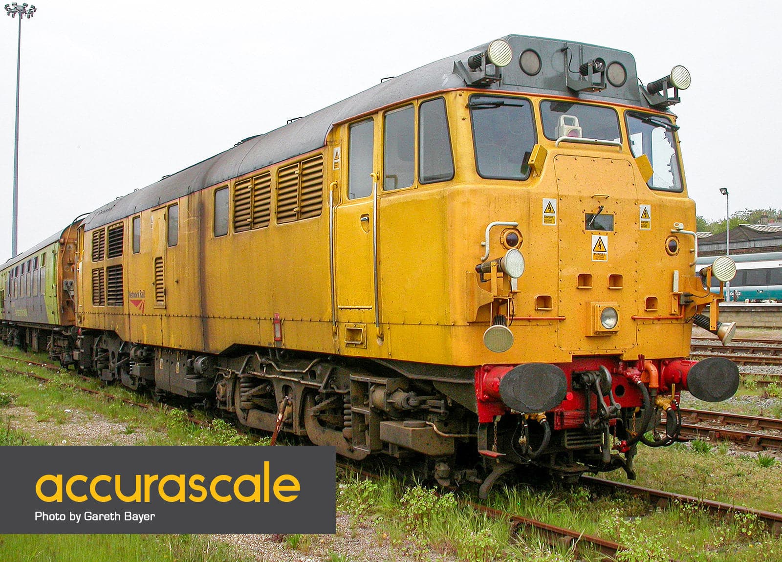 31285 - Network Rail Yellow - DCC Sound Fitted - Image 3