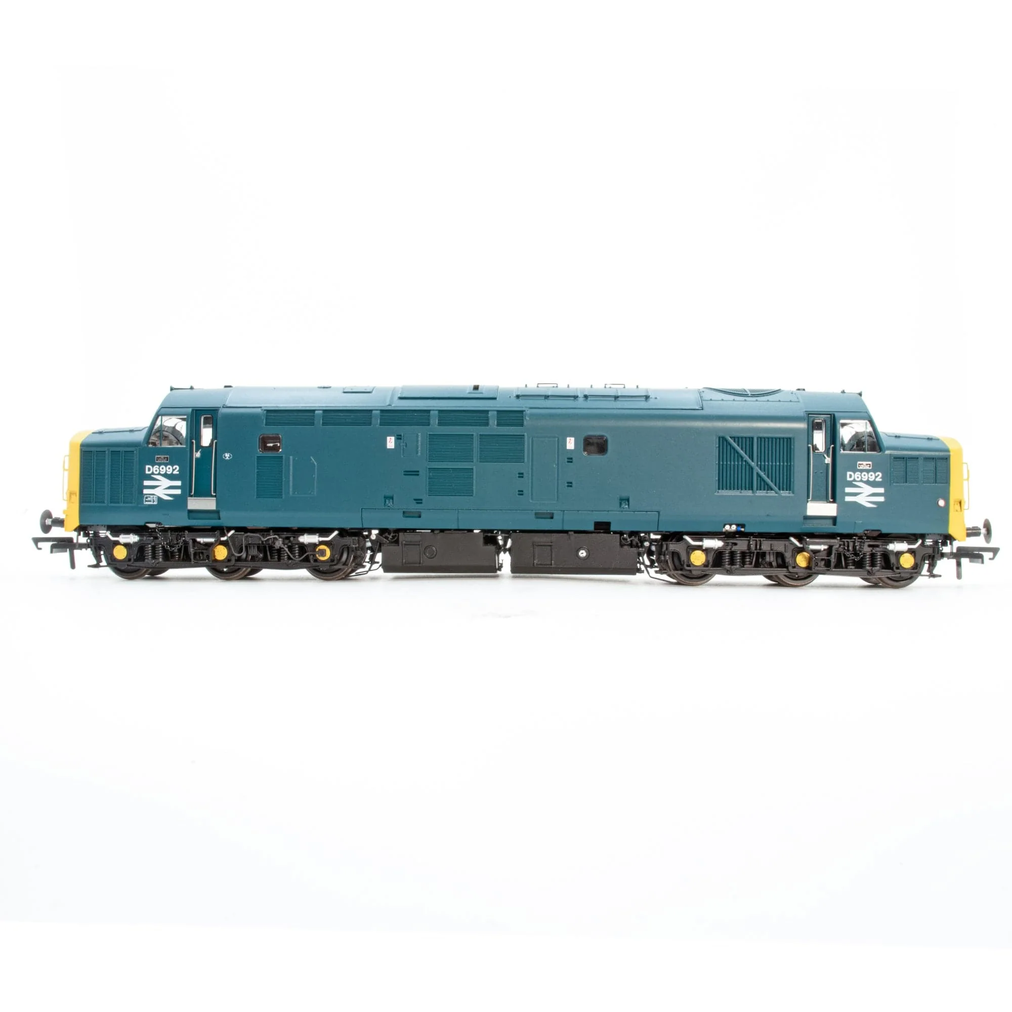 Class 37 - BR Blue pre-TOPS - D6992 - Image 3