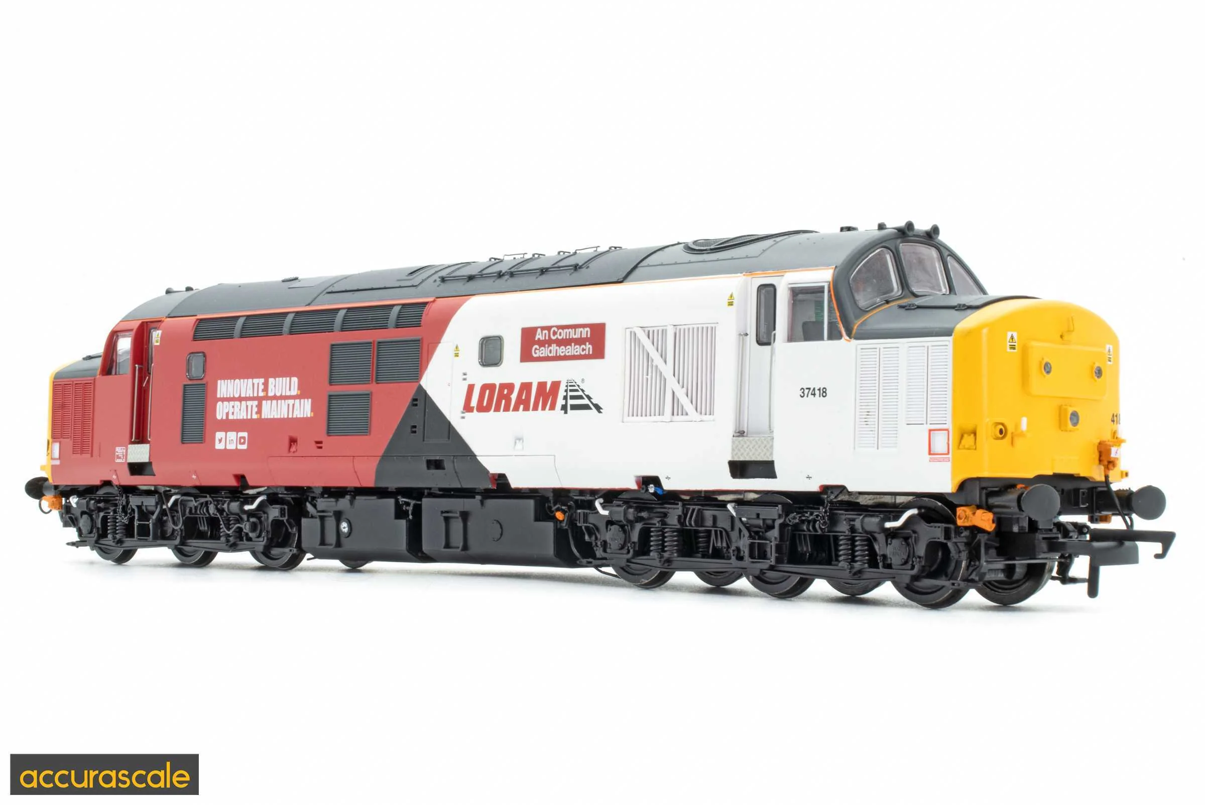 Class 37 - Loram - 37418 - Exclusive - Image 2